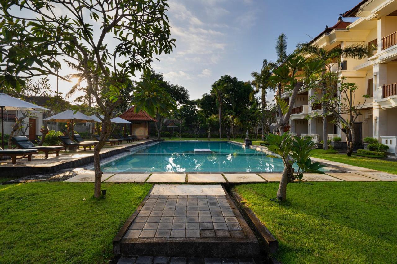 Kusuma Resort Seminyak Exterior foto
