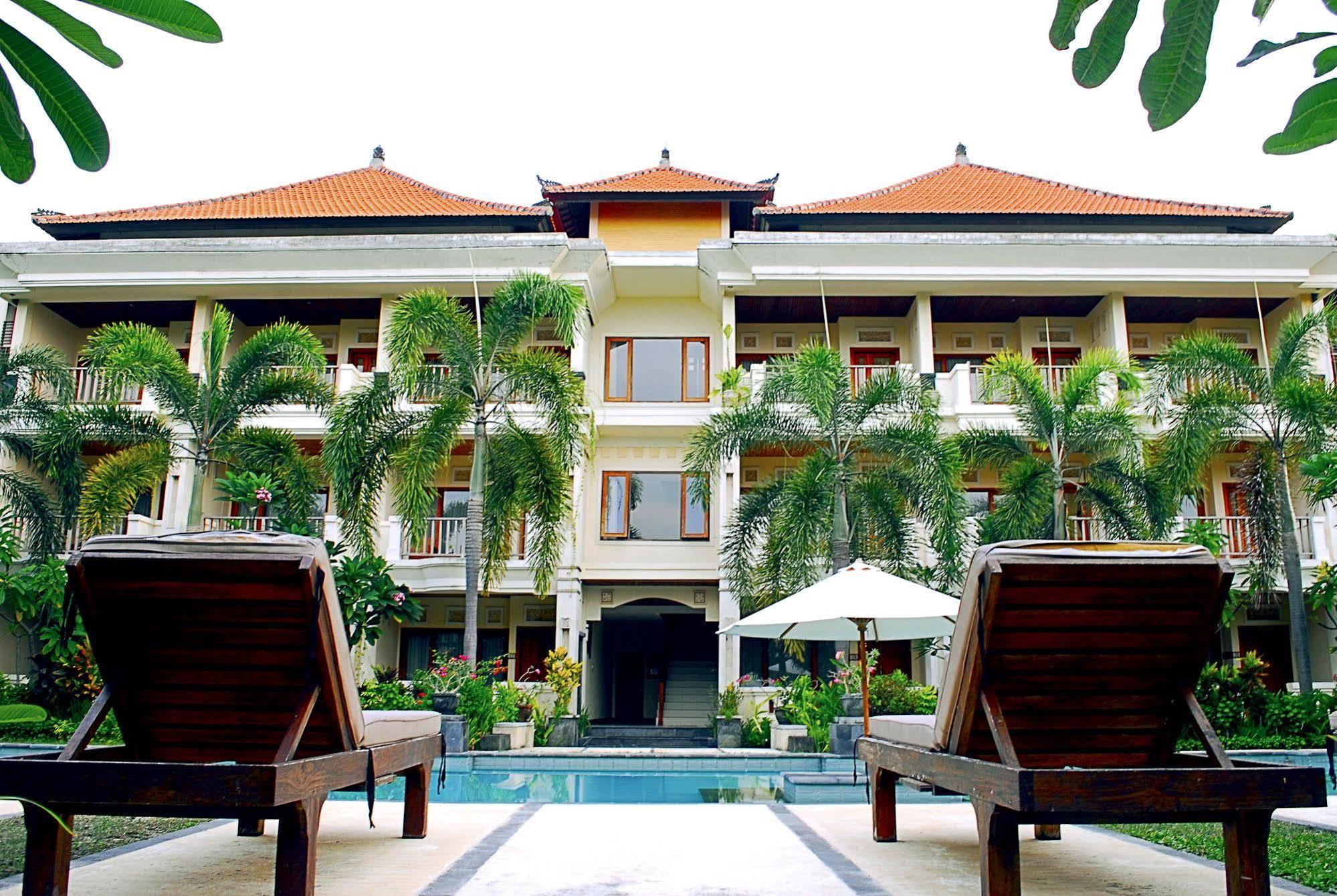 Kusuma Resort Seminyak Exterior foto